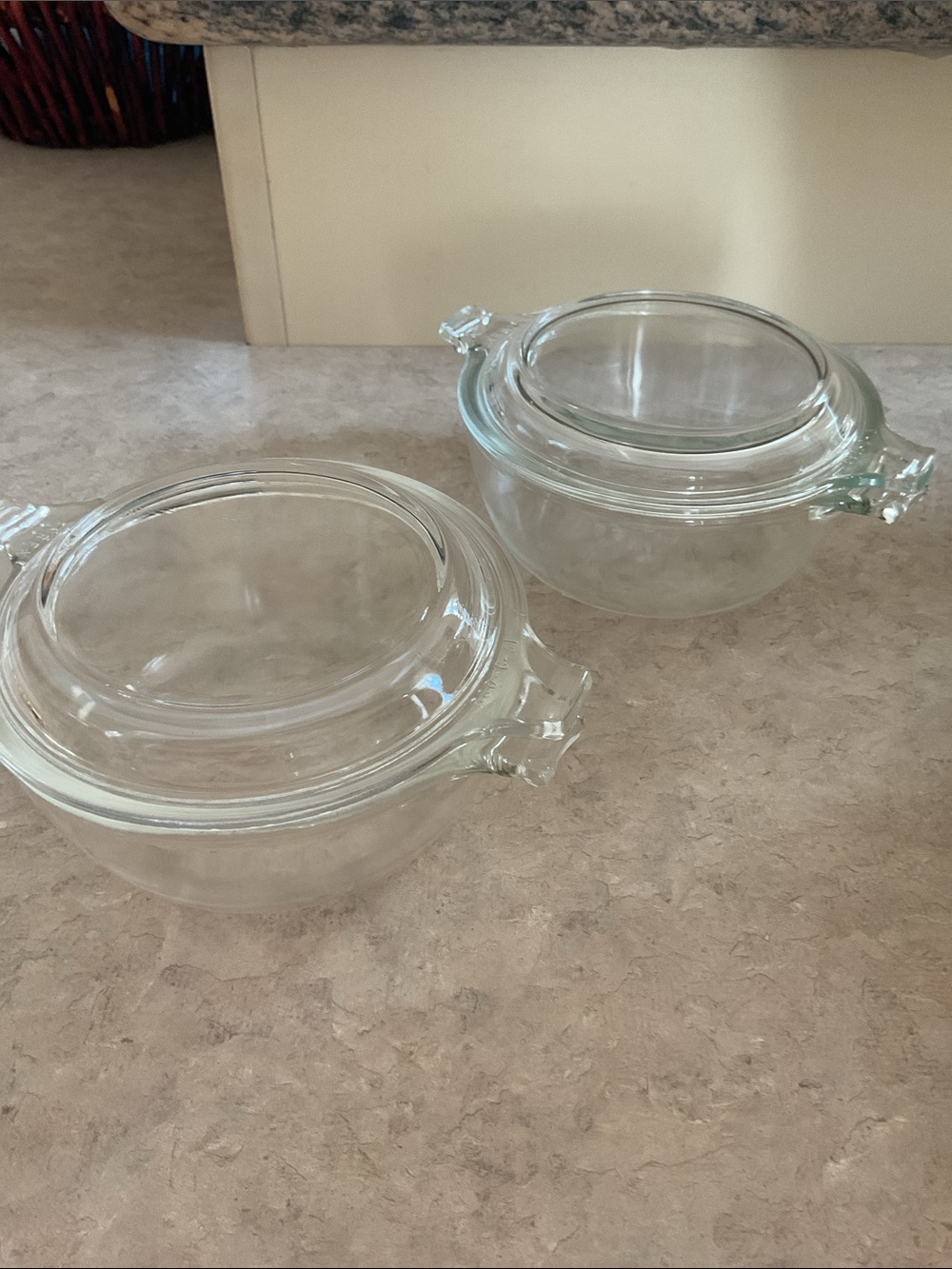 Set of 2 Mini Pyrex Casserole. Clear glass.